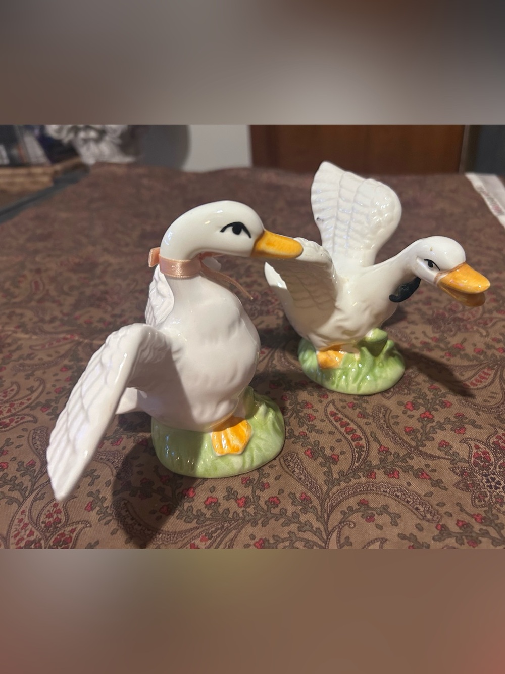$15 sale vintage porcelain duck/goose figurines set of 2